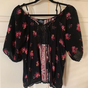 Off Shoulder Shirt